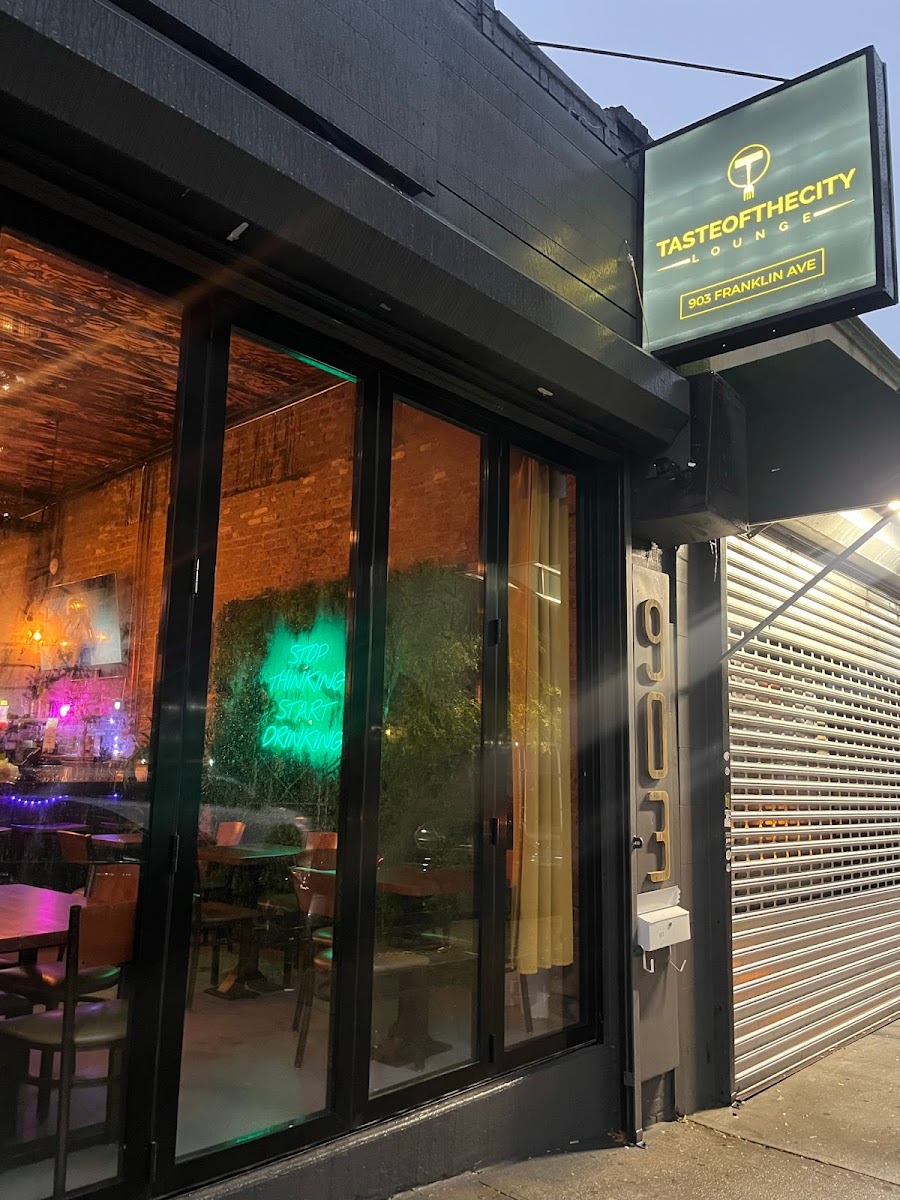 Taste Of The City Lounge